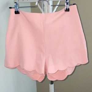 NEVER WORN Sweet Wanderer Pink Scalloped Shorts